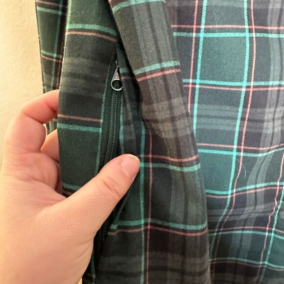 Outdoor Research Kulshan Tunic Green Fir Plaid Pockets Button Up Medium Hiking - Picture 6 of 10